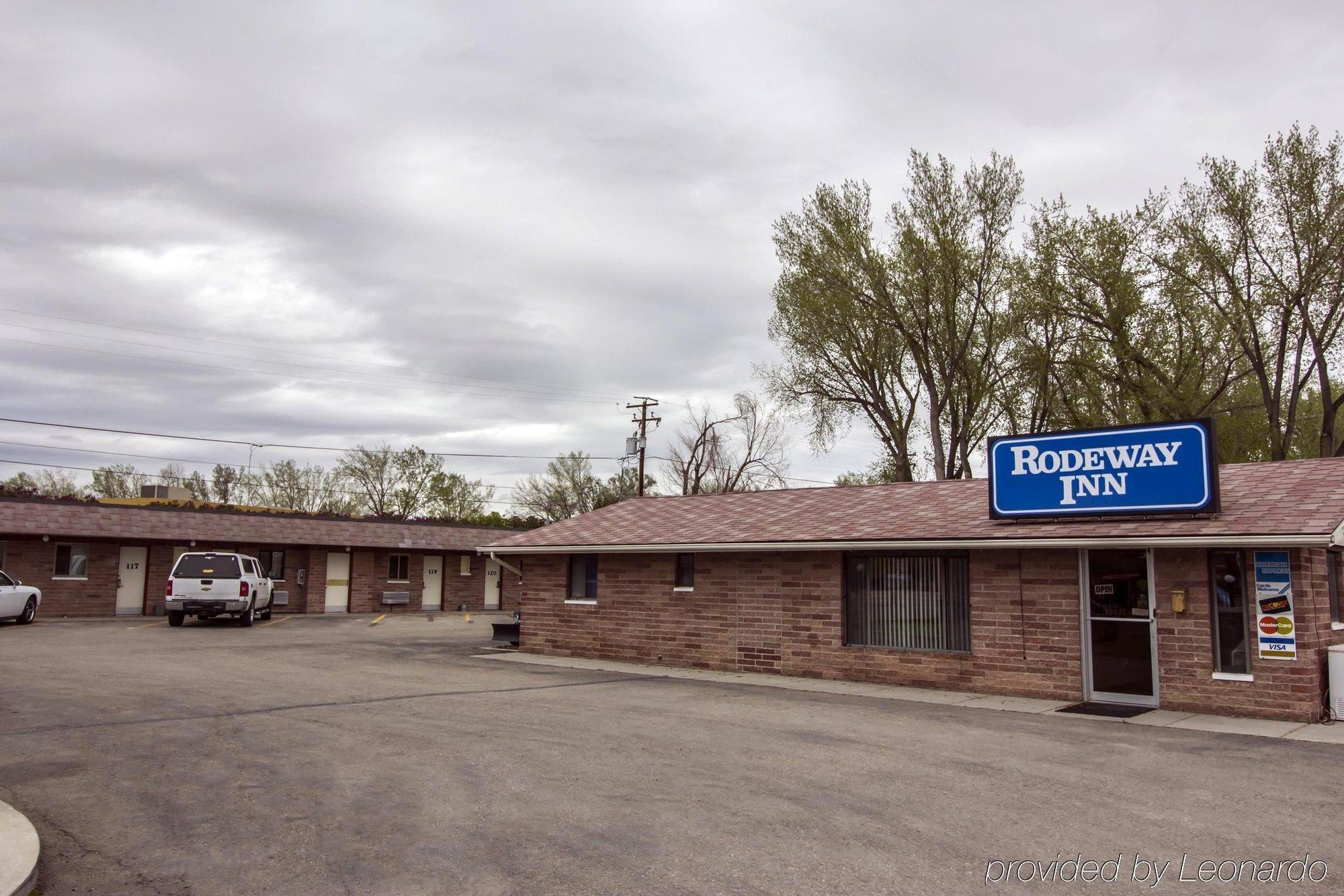 Rodeway Inn Buffalo Ngoại thất bức ảnh