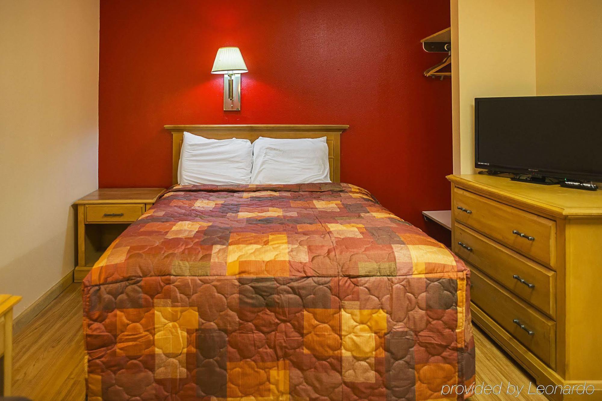 Rodeway Inn Buffalo Ngoại thất bức ảnh